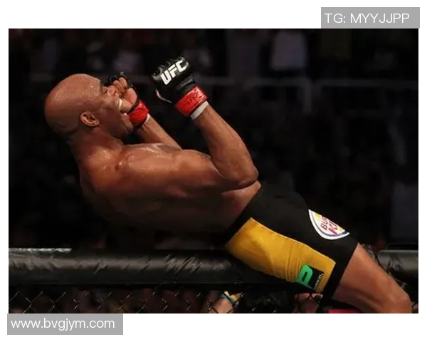 UFC激战骨头与蜘蛛人谁能在擂台上称王称霸的终极对决