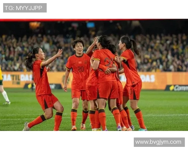 中国女足迎战泰国女足力争在亚洲杯赛场上再创辉煌 中国女足迎战泰国女足力争在亚洲杯赛场上再创辉煌